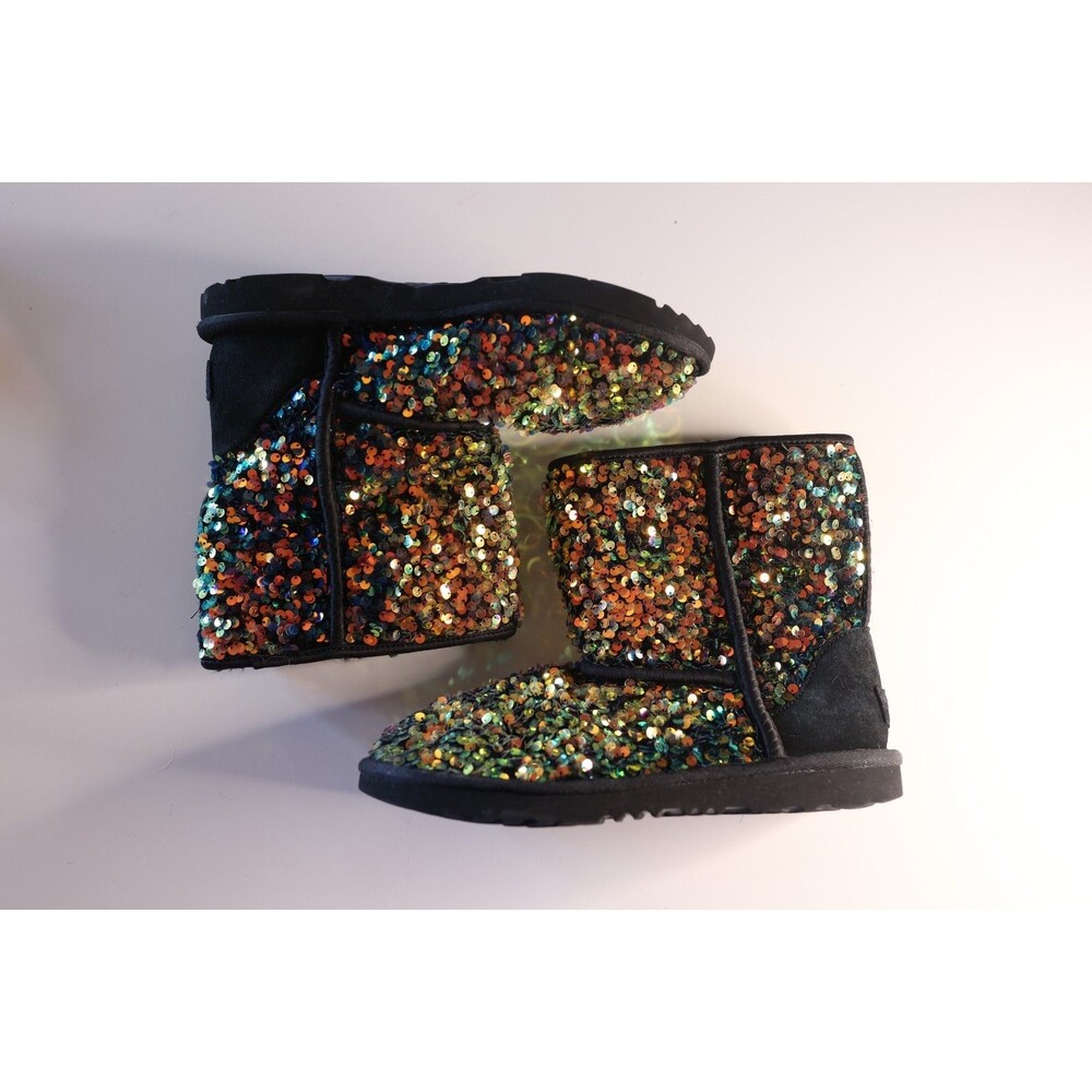 UGG Short Stellar Sequin Boots Women 6 Black Gold Colorful Sheepskin Lined
